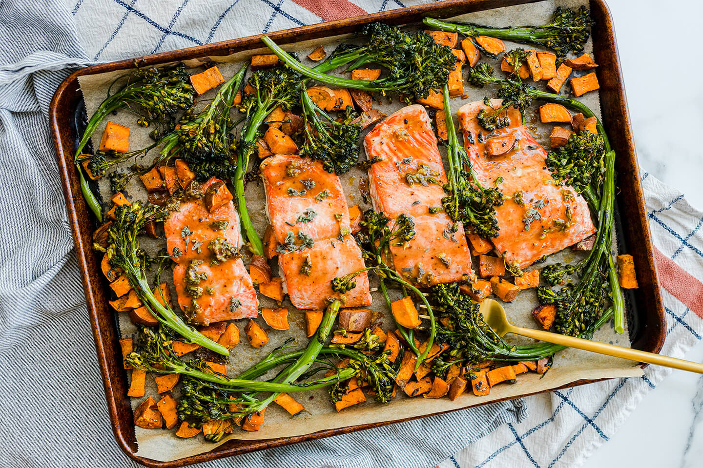 sheet pan glazed salmon with sweet potatoes and broccoli