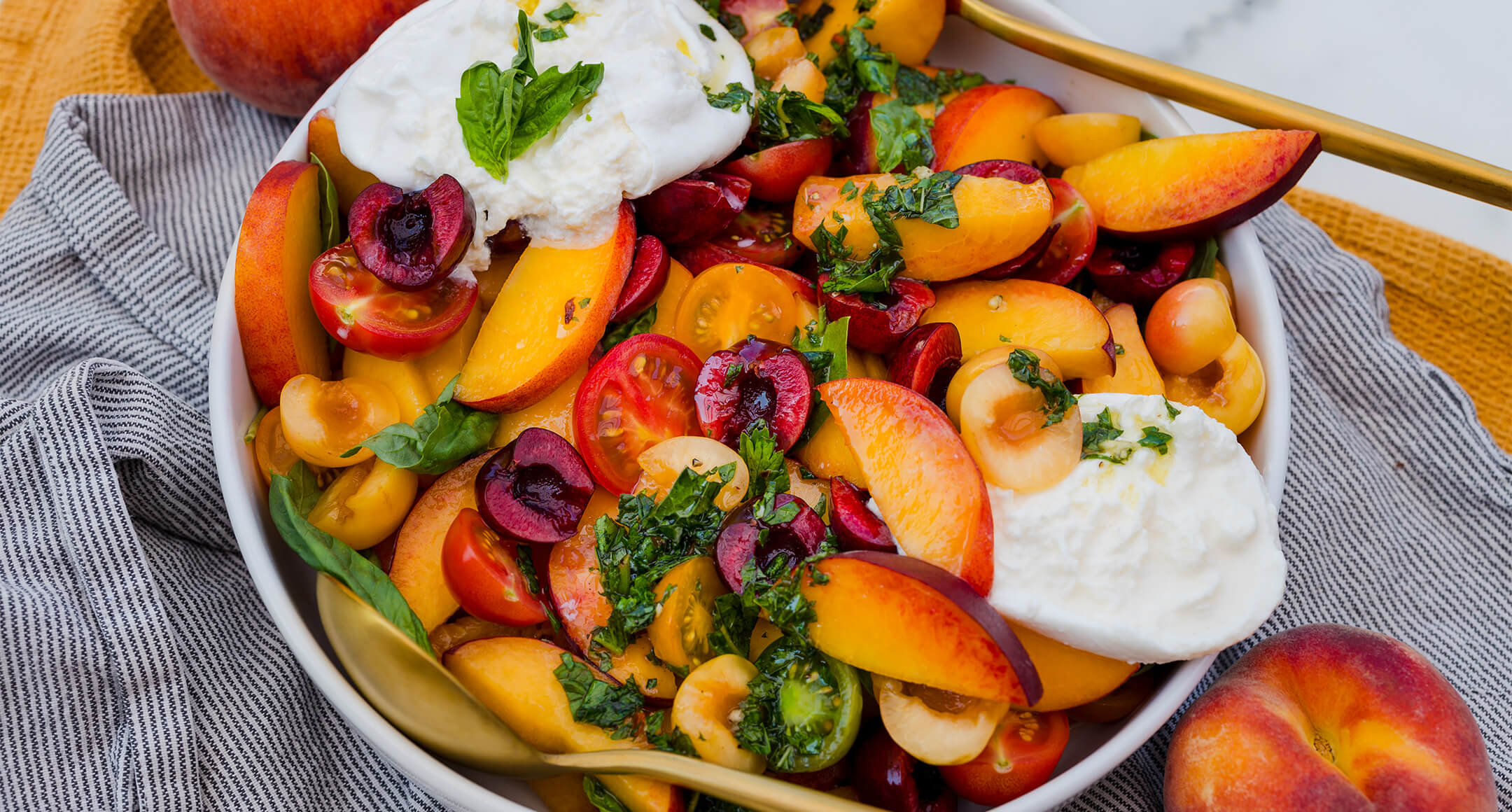 peach & burrata salad