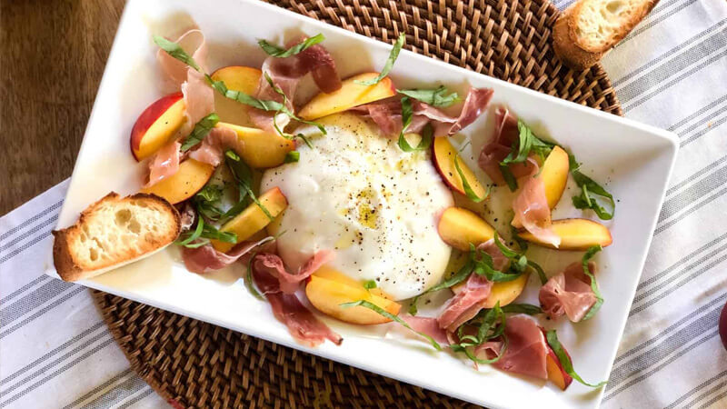 maryhill peach and burrata crostini