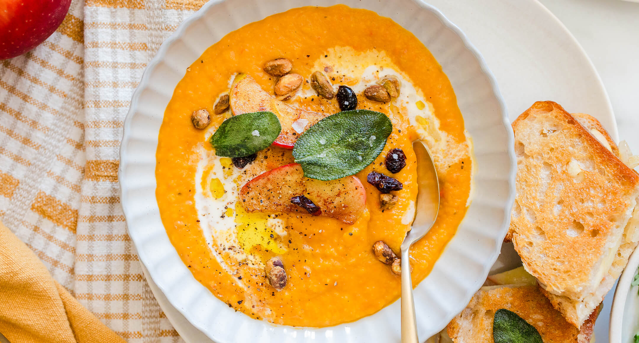 Roasted Butternut Squash & Carrot Soup 