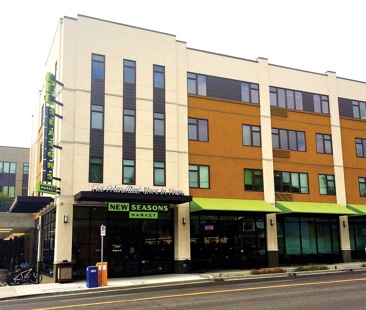 photo of Grant Park New Seasons grocery store exterior