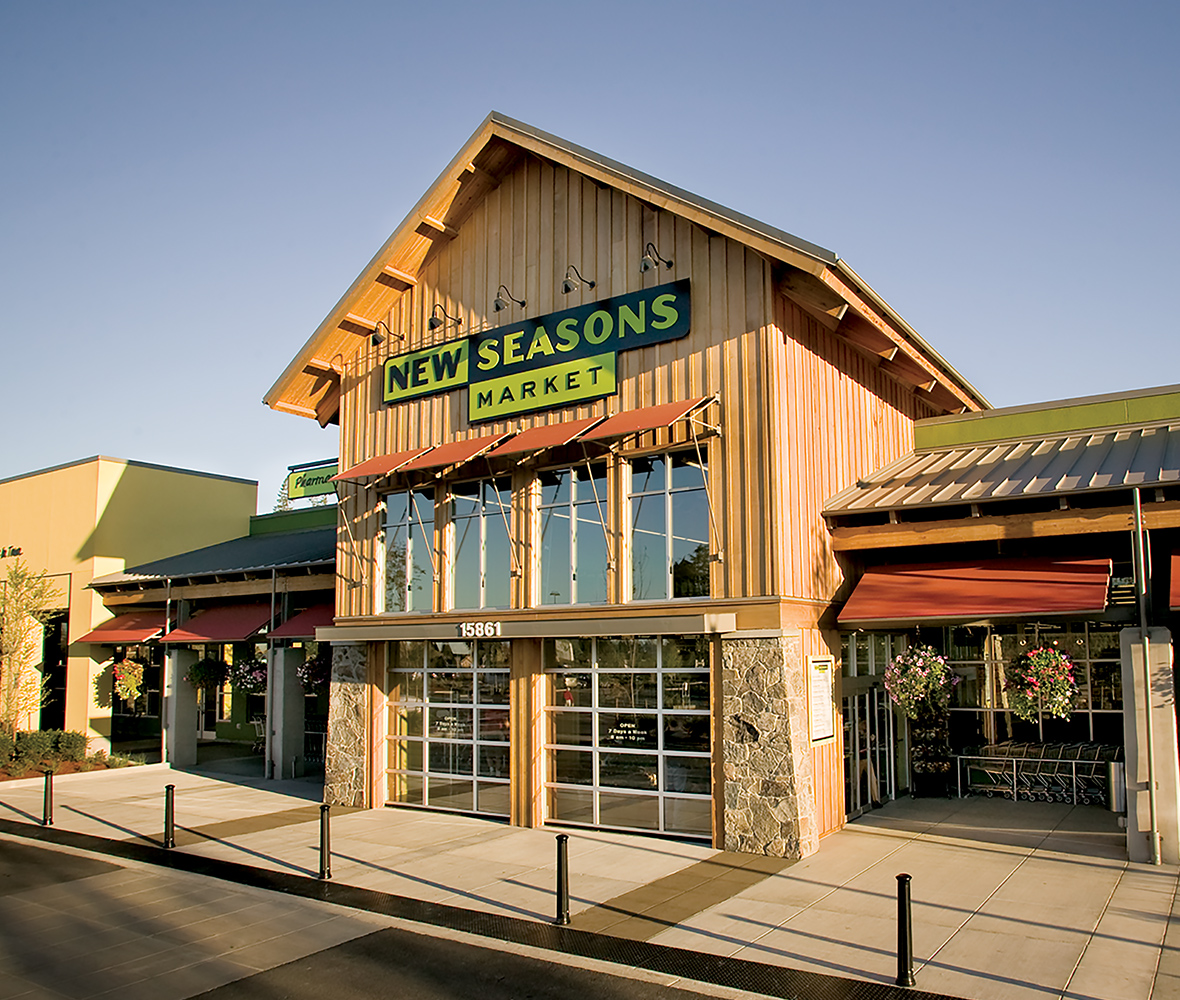 photo of Happy Valley New Seasons grocery store exterior