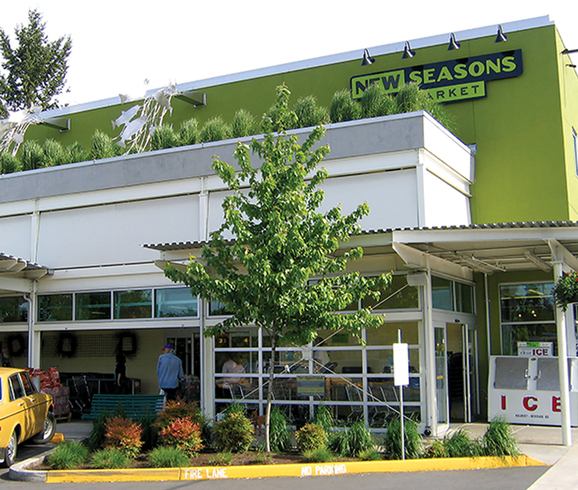 photo of Arbor Lodge New Seasons grocery store exterior