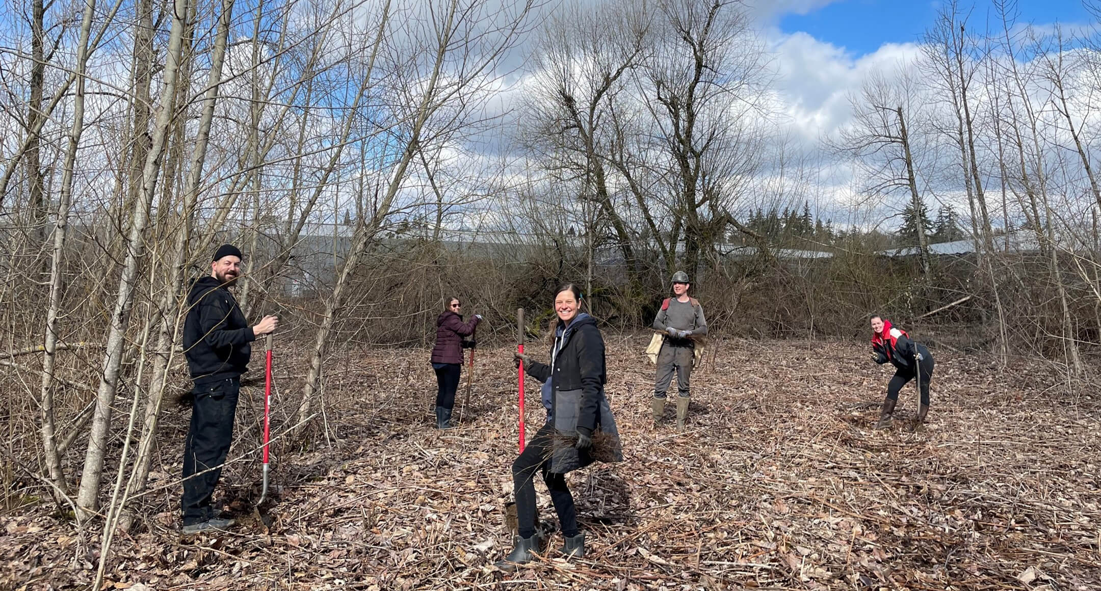 Bob’s Red Mill associates working on their ongoing wetland restoration project in Milwaukee, OR. 