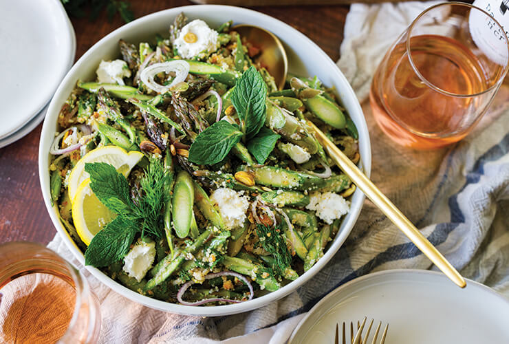 Spring Salad With Raw Asparagus